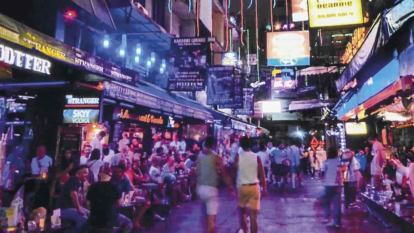 Bangkok Strasse mit Bars