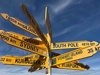 Wegweiser am Ende der Welt