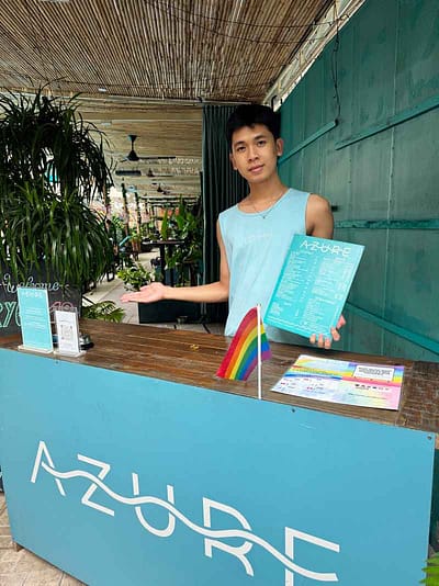 Freundliche Begrüßung im Azure