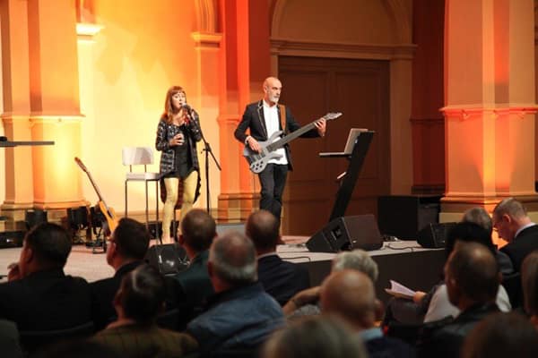 Musikalischer Beitrag: Fous de la Mer