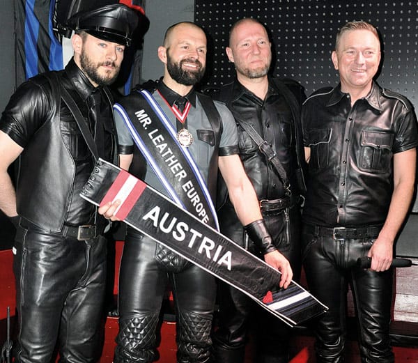 Thorsten mit den Kandidaten zum Mr. Fetish/Leather Austria 2016