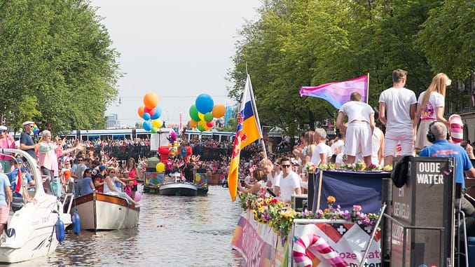 AmsterdamCanalPride_35