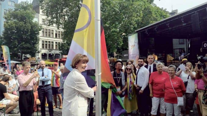 Eröffnung des Cologne Pride mit der Oberbürgermeisterin Henriette Reker