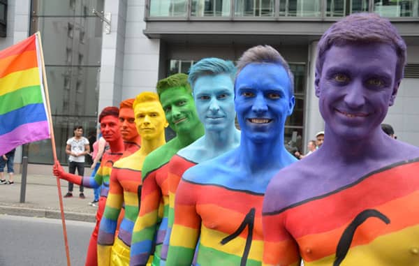 Regenbogen-Crew