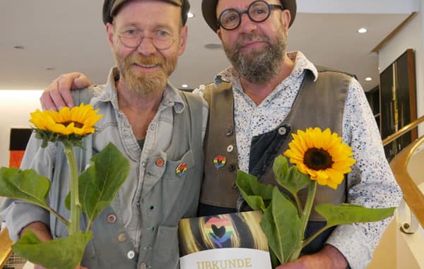 Die-Brosche_Riphahn-Thomas-Tump-und-Uwe-Hammes-Tump